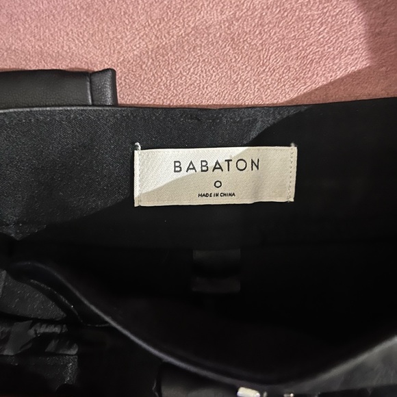 Aritzia Command Pant - Picture 4 of 5